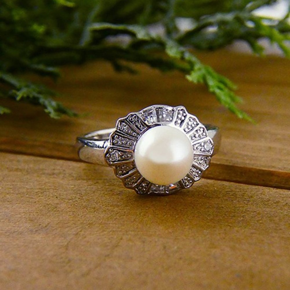 Vera & Co Pearl & CZ Halo Silver Ring Size 6.5